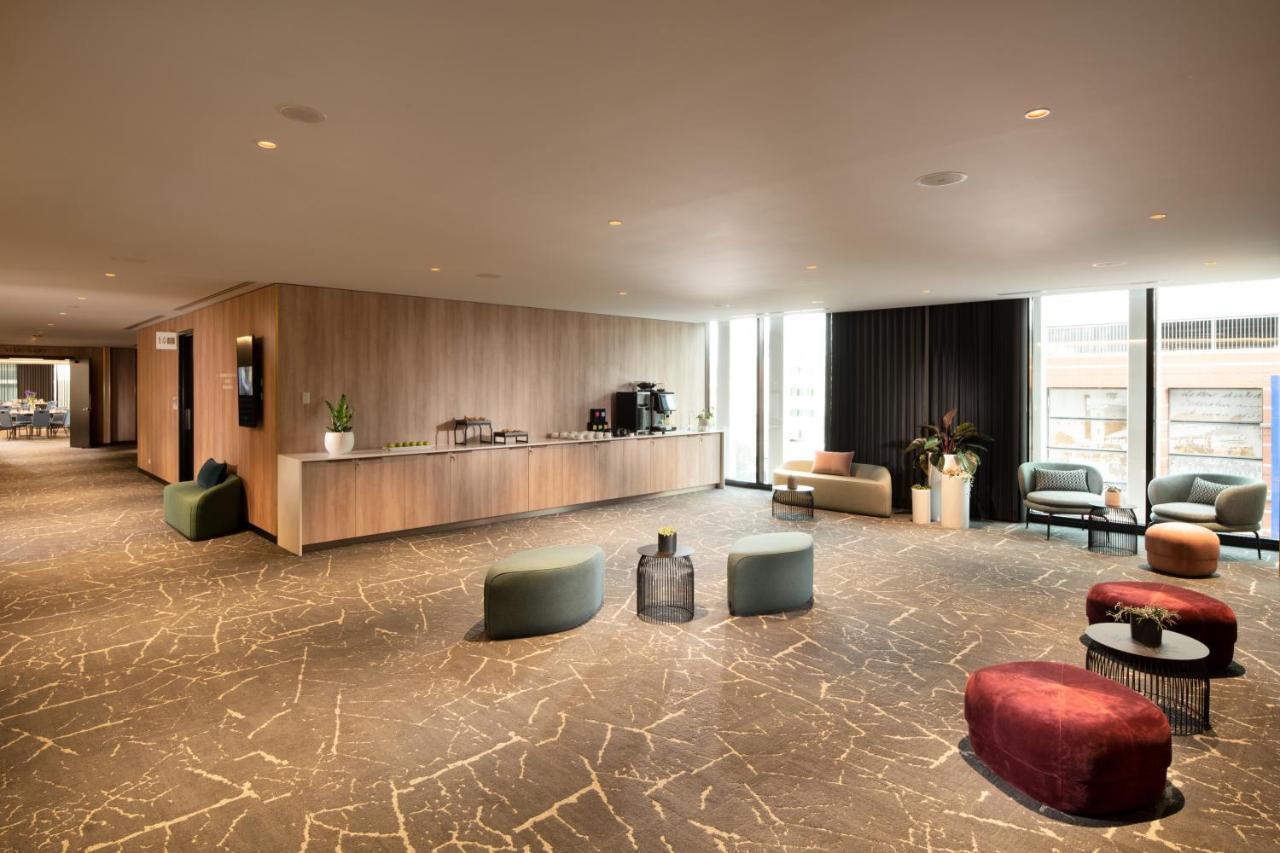 Crowne Plaza Adelaide By Ihg Hotel Buitenkant foto